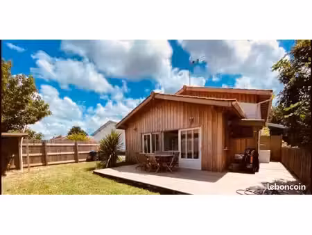 maison style cabane