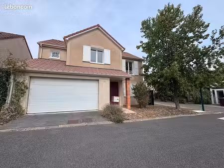 maison 6 pièces 133 m²