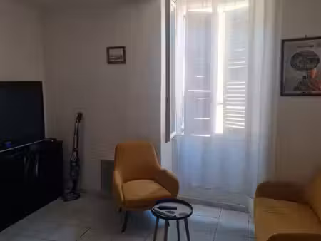 loue appartement f2 cœur bagnols en forêt