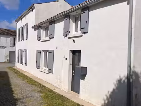 à louer maison de bourg 3 chambres
