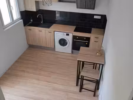 maison 30 m2 avec cour t2