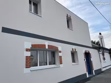 maison à louer à l année