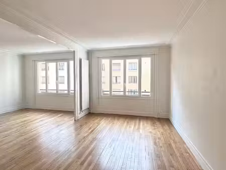paris 16 - rue duret - f3 72.07m²