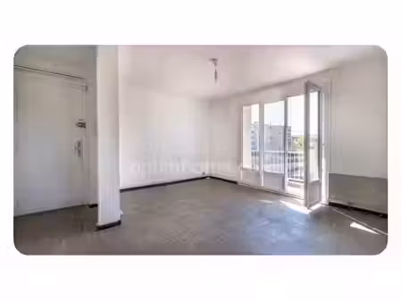 appartement à vendre 3 pièces toulon (83)