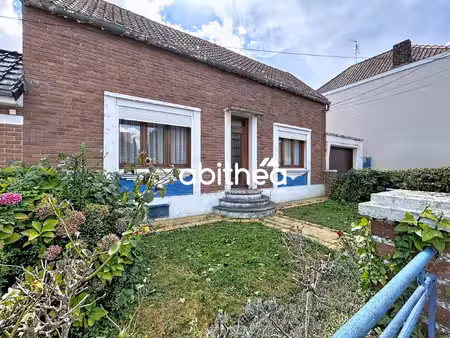 maison a renover - semi-individuelle - 2 chambres - garage -