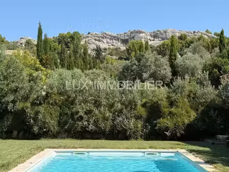 paradou - au cœur des alpilles