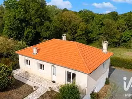 vente maison à vasles (79340) : à vendre / 107m² vasles