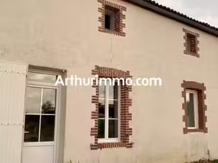 vente maison piscine à saint-pierre-des-échaubrognes (79700) : à vendre piscine / 167m² sa