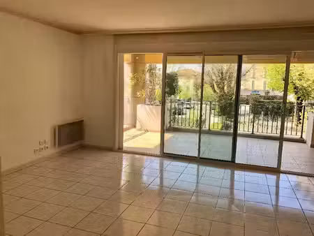 location appartement 3 pièces 62.68 m² à manosque (04100)  830 €