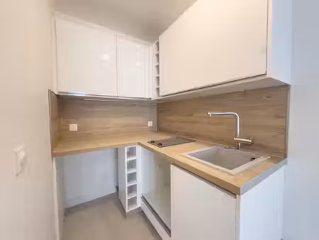 saint-ouen – studio neuf à 5 min du métro  idéal investisseur ou premier achat