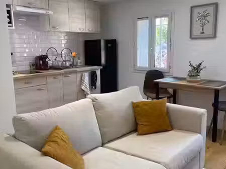 location meublée appartement 2 pièces 27 m² à nice (06000)  880 €