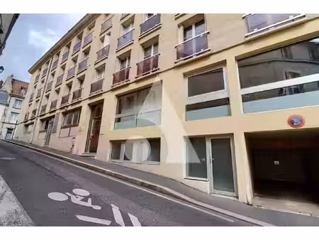 appartement f4 de 94 m² / centre-ville  à deux pas de la cathédrale