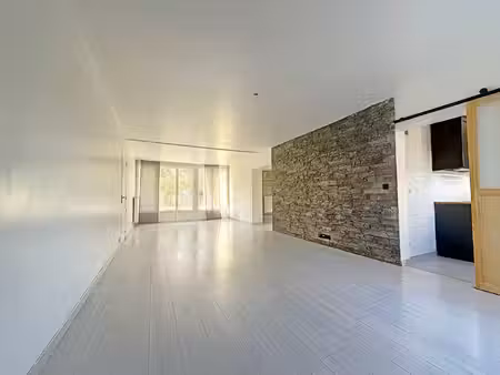 appartement 5 pièces à vendre à reims - secteur europe  vue sur parc