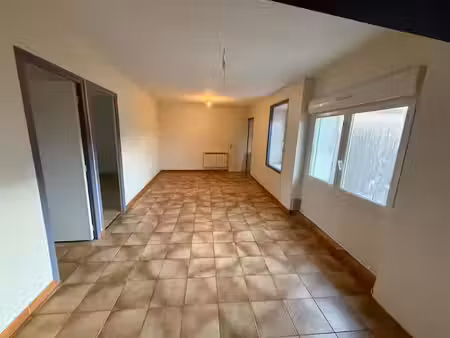 location appartement 3 pièces 75.89 m² à dompierre-sur-mer (17139)  927 €