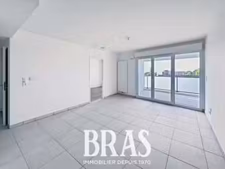 location appartement 2 pièces à saint-nazaire (44600) : à louer 2 pièces / 39m² saint-naza