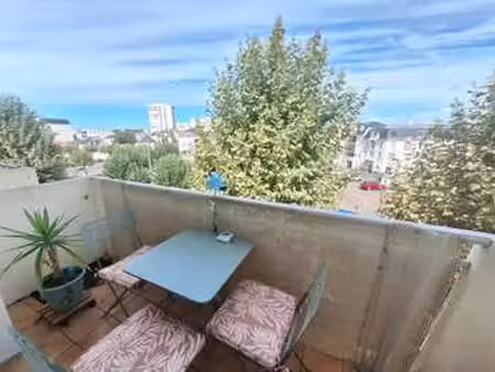 location appartement 2 pièces aux sables-d'olonne (85100) : à louer 2 pièces / 42m² les sa