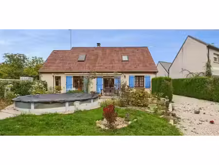 maison avec piscine et terrasse centre ville - chateaudun (28)