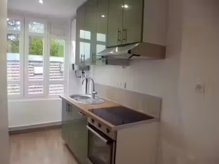 location appartement 2 pièces 27.43 m² à pontoise (95000)  732 €