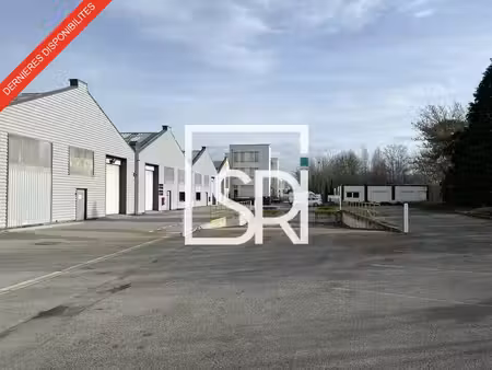 location entrepôt riom 63200 1050m²