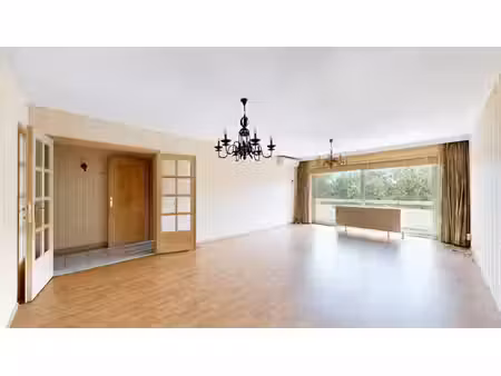 carrefour d'evere - bel appt 3ch + 2 terrasses + garage