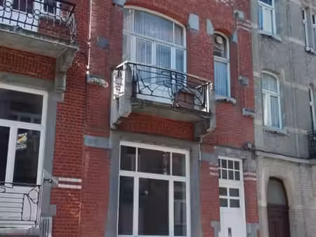 beau duplex rue felix delhasse convient pour colocation