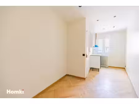 appartement t1 de 12 m² à paris 75017  rue daubigny