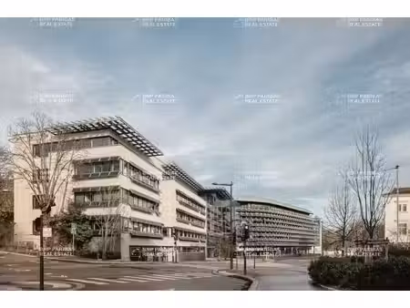 vente bureaux 124m² à 4382m²