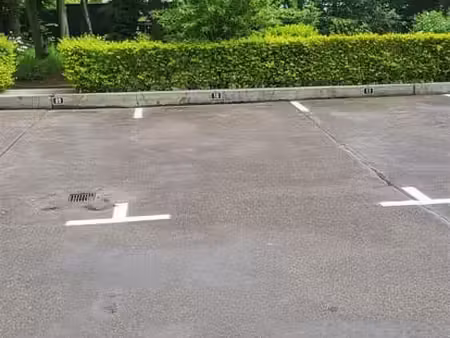 parking/boxe de garage