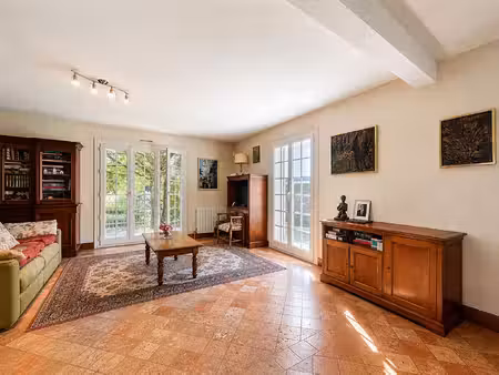 vente maison 6 pièces  208.00m²  bouchemaine