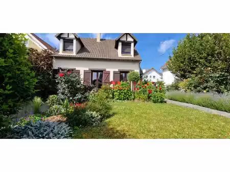 maison récente 6 pièces. rare sur le marché !