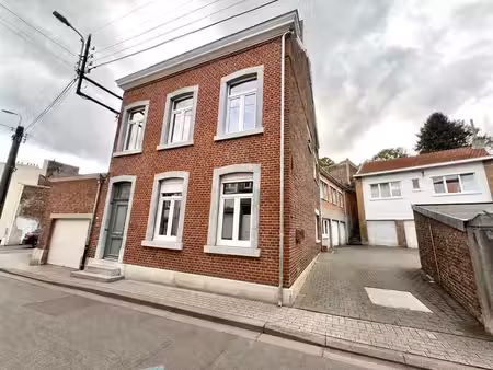 maison rénovée en 2021 / 3 ch + possibilité garage