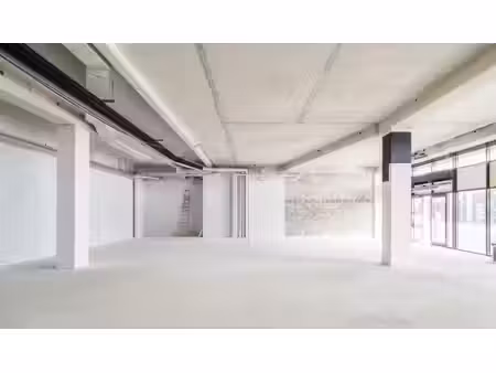 location commerce boulogne billancourt 92100 254m²