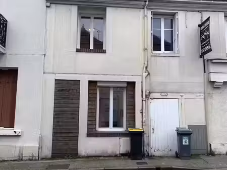 location appartement 3 pièces 84 m² à château-renault (37110)  630 €