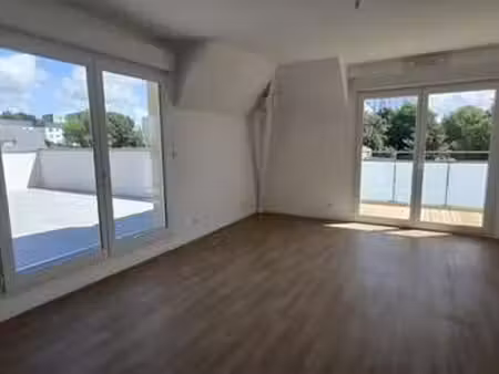 location appartement 2 pièces à concarneau (29900) : à louer 2 pièces / 46m² concarneau