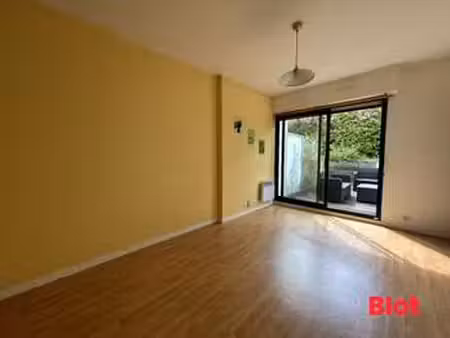 location appartement 2 pièces à saint-jacques-de-la-lande (35136) : à louer 2 pièces / 32m