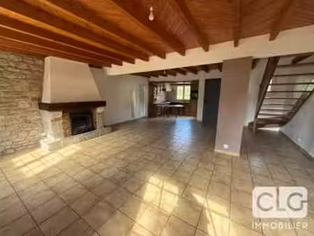 location maison à quimper (29000) : à louer / 137m² quimper
