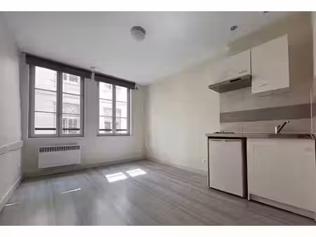 location appartement 1 pièce 14 m² à rouen (76000)  475 €