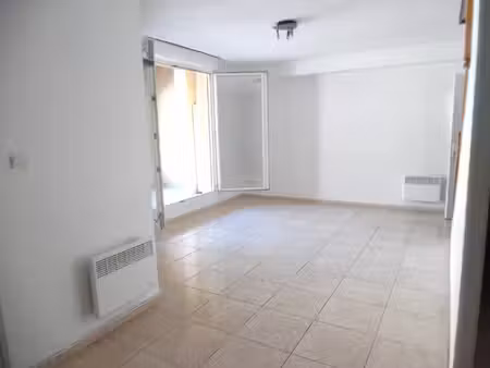 appartement t2 bis avec terrasse et garage