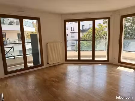 appartement 3 pièces 63 m²