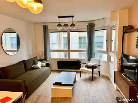 grand t2 de 55m2 avec garage à levallois