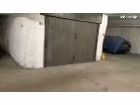 location garage juan les pins