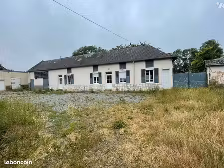 maison 4 pièces 85 m²
