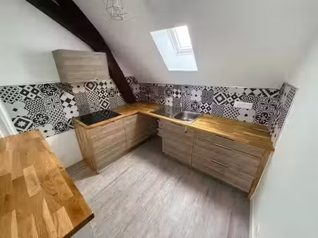 location meublée appartement 2 pièces 42 m² à orleans (45000)  650 €