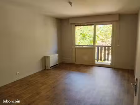 appartement 1 pièce 41 m²