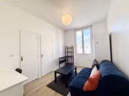studio 1 pièce 18 m²