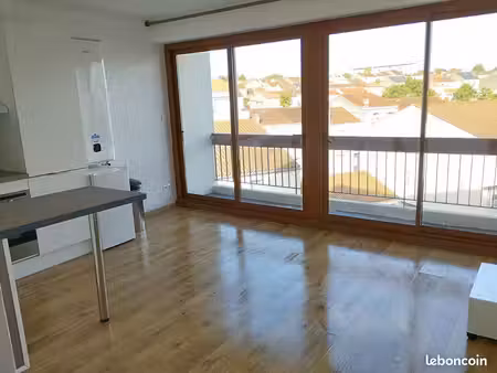 appartement aménagé t2 saintes – saint pallais / haras