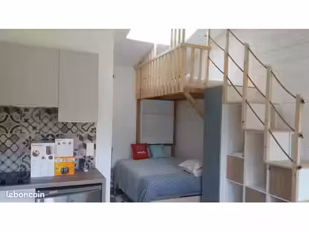 location studio quartier lafond la rochelle 17