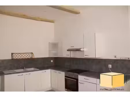5 pièces sur duplex à belley (01300) avec cave