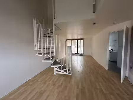 appartement 4 pièces 2 chambres à louer à savigny-le-temple  secteur gare