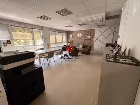 grenoble face stade lesdiguières  bureaux récents en parfait